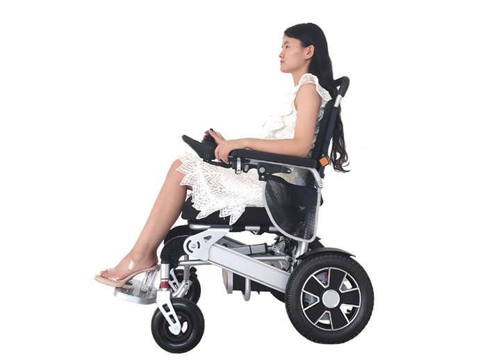 輕便折疊電動輪椅S611